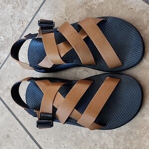 Chaco Men's Banded Cloud Sandal Cognac Black